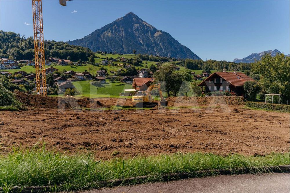 "Hubelmatte Krattigen" - Familienfreundliche 6.5-Zimmer-Doppelhaushälften mit modernster Haustechnik - Bild 7