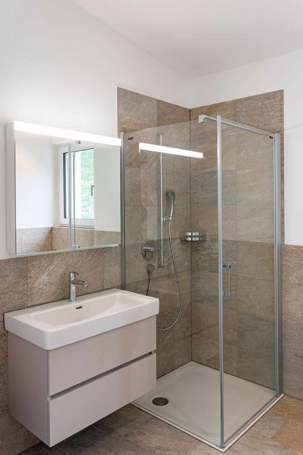 Einmalige 4½-Zimmer-Attika-Wohnung im Herzen von Schattdorf - Bild 13