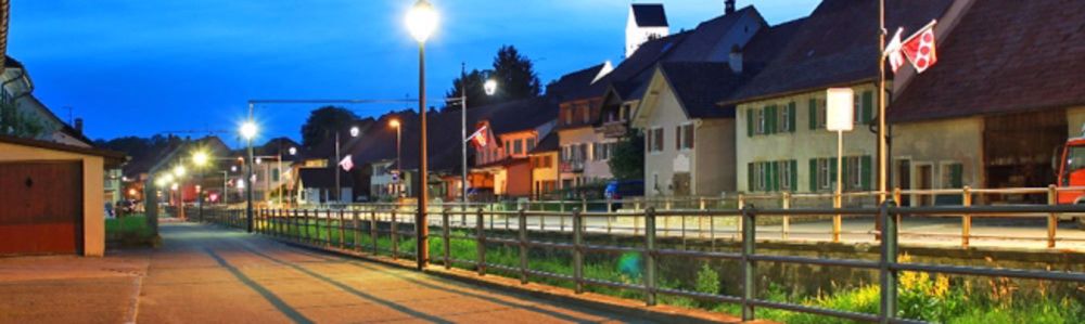 Fidèle clientèle situation parfaite avec 30 places de parc - Bild 3