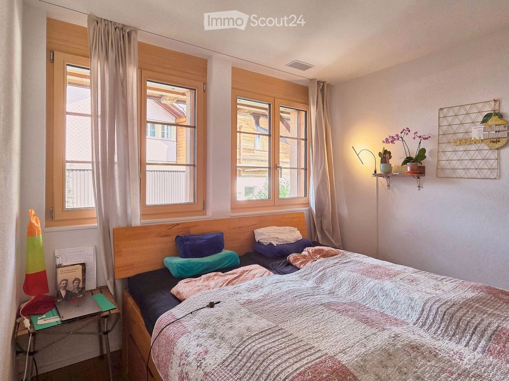 Neubauwohnung in totalsaniertem Bijou - Bild 9