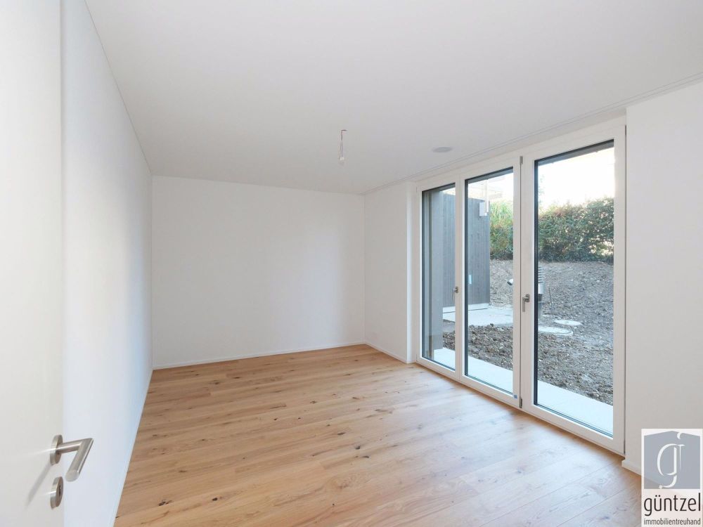 Neue Gartenwohnung - ruhig und dennoch zentral gelegen - Schlafzimmer 1 Ost ab Wohnbereich