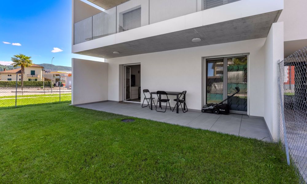 MODERNO APPARTAMENTO 2.5 LOCALI CON GIARDINO A CASLANO - Bild 4