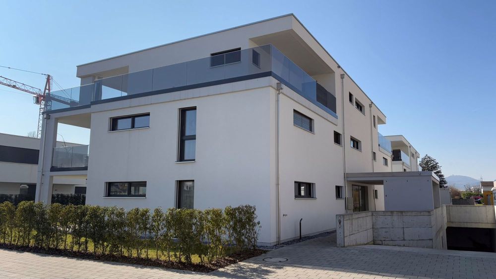 Moderne 3.5-Zimmer-Wohnung mit grossem Balkon in Däniken - Bild 1
