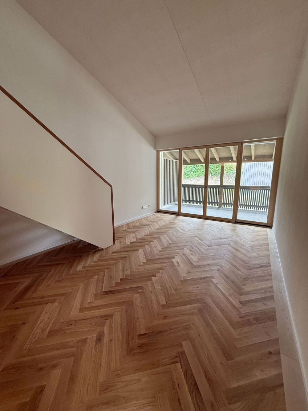 Neugebaute 4.5-Zimmer-Maisonettewohnung in ruhiger Lage in Blauen - Bild 5