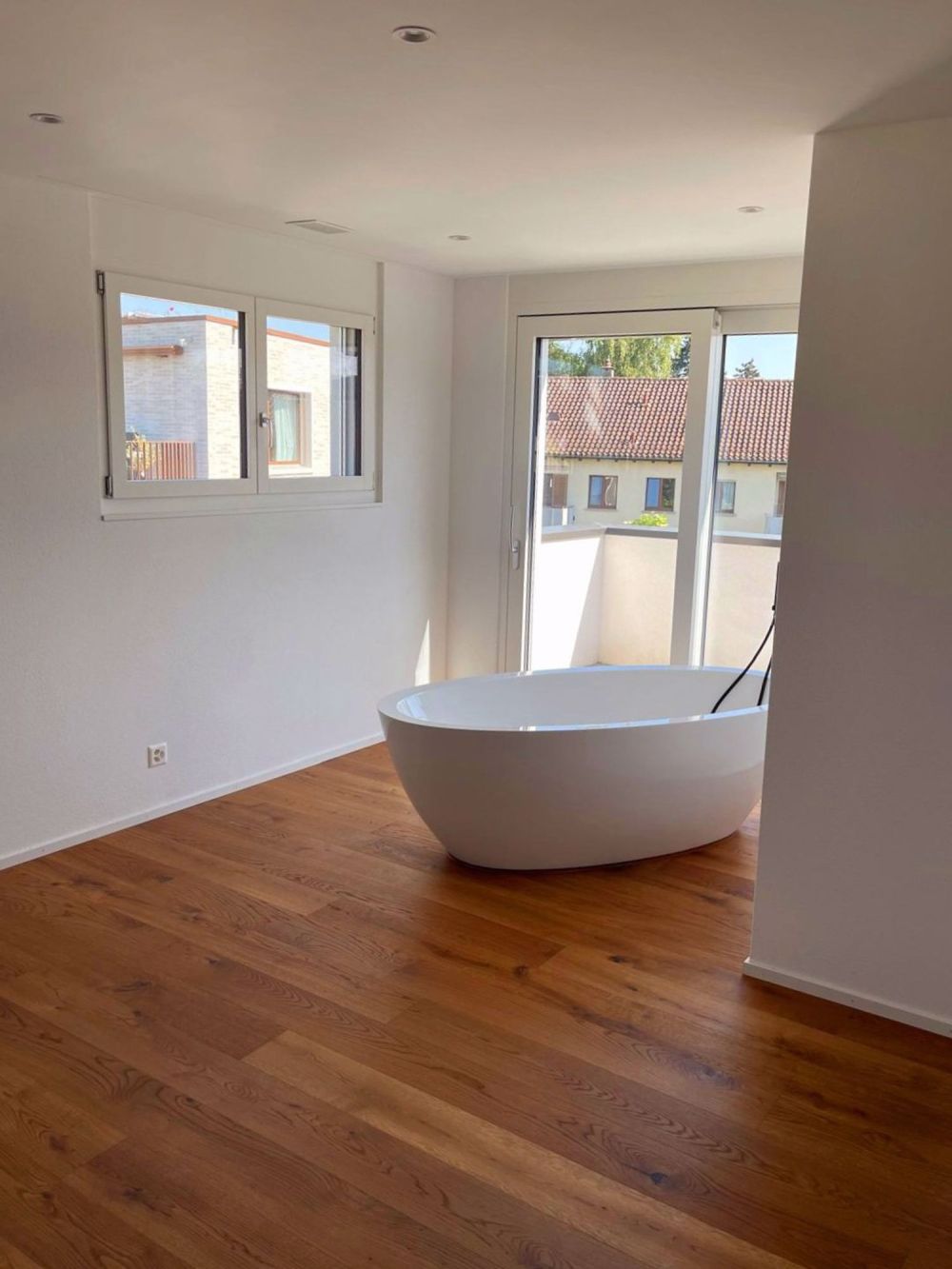 Traumhafte und exklusive Attika-Wohnung in Zürich-Seebach - Bild 11