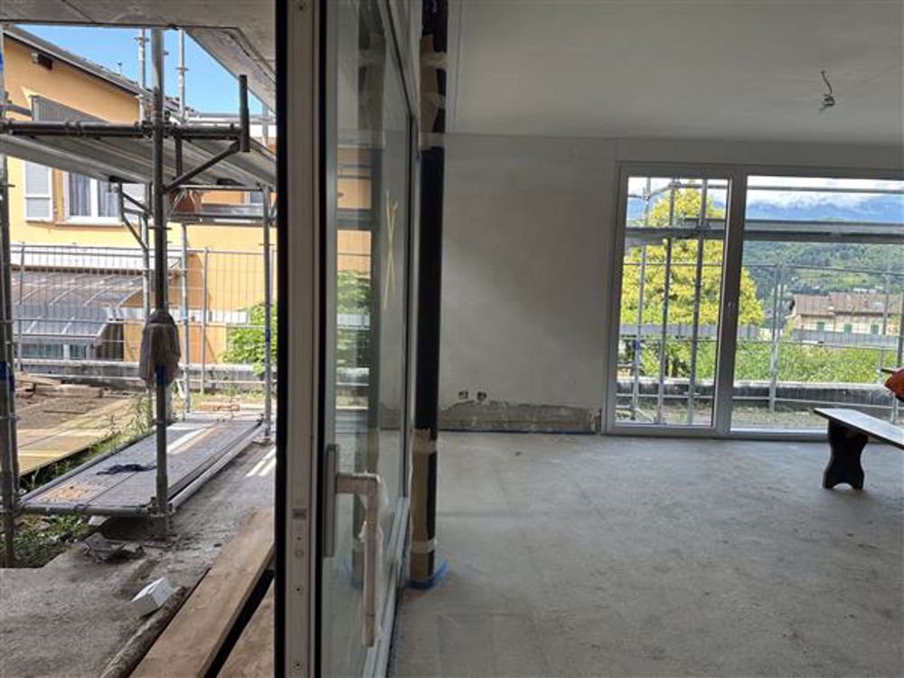 Einfamilienhaus mit 4.5 Zimmern in Cadro - Soggiorno
