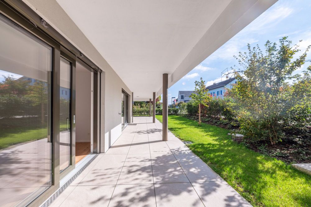 Stilvolle Neubauwohnung mit durchdachtem Wohnkonzept - Bild 4