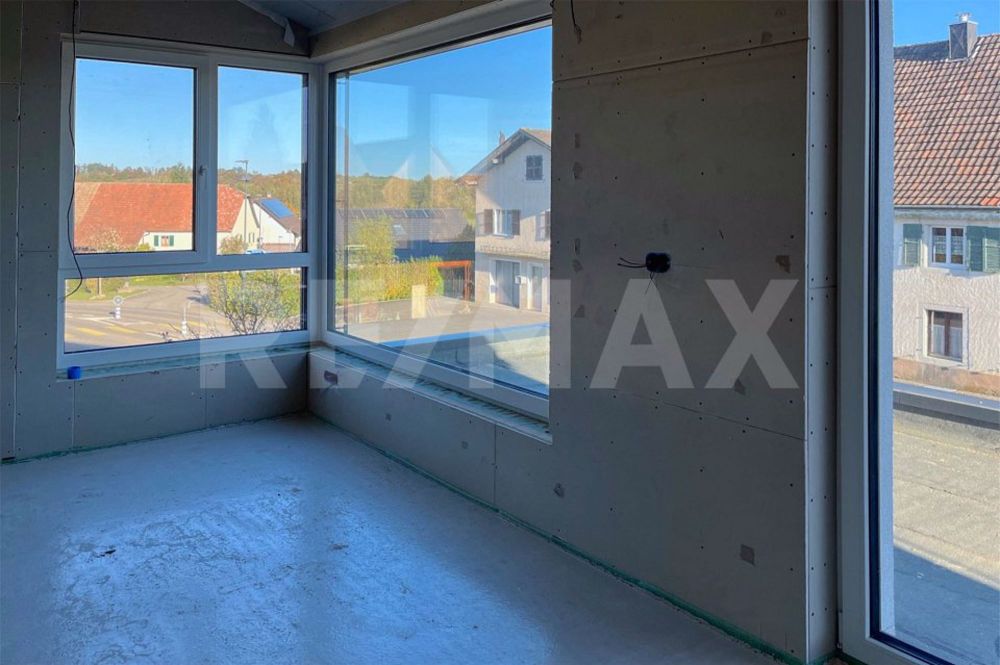 sehr schöne Gartenanlage mit Pool, zentral gelegen und viel Sonne - Bild 12