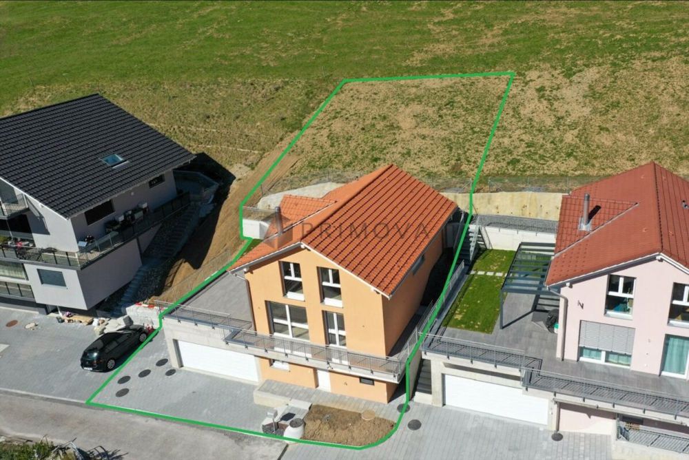 Der Wohntraum voller Licht, Volumen und dem Panorama der Alpen - Bild 9