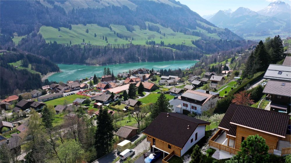 Luxus-Chalet in Crésuz mit Panoramablick - Bild 3