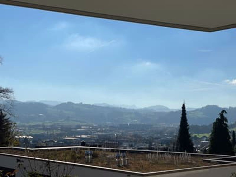 Grossartiges Haus am Sonnenberg Abtwil mit Blick auf Alpstein und das Dorf - Bild 2
