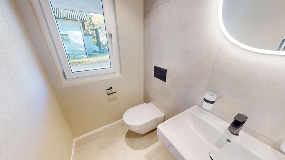 Neubau-Doppeleinfamilienhaus in Buchs SG - Stilvoll wohnen mit Nachhaltigkeit und Komfort - Gäste-WC