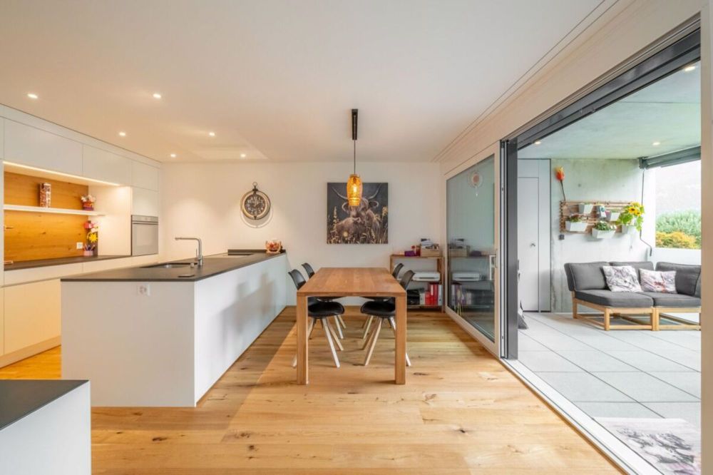 Neuwertige 4.5 Zimmerwohnung mit Wohlfühlcharakter - Bild 4