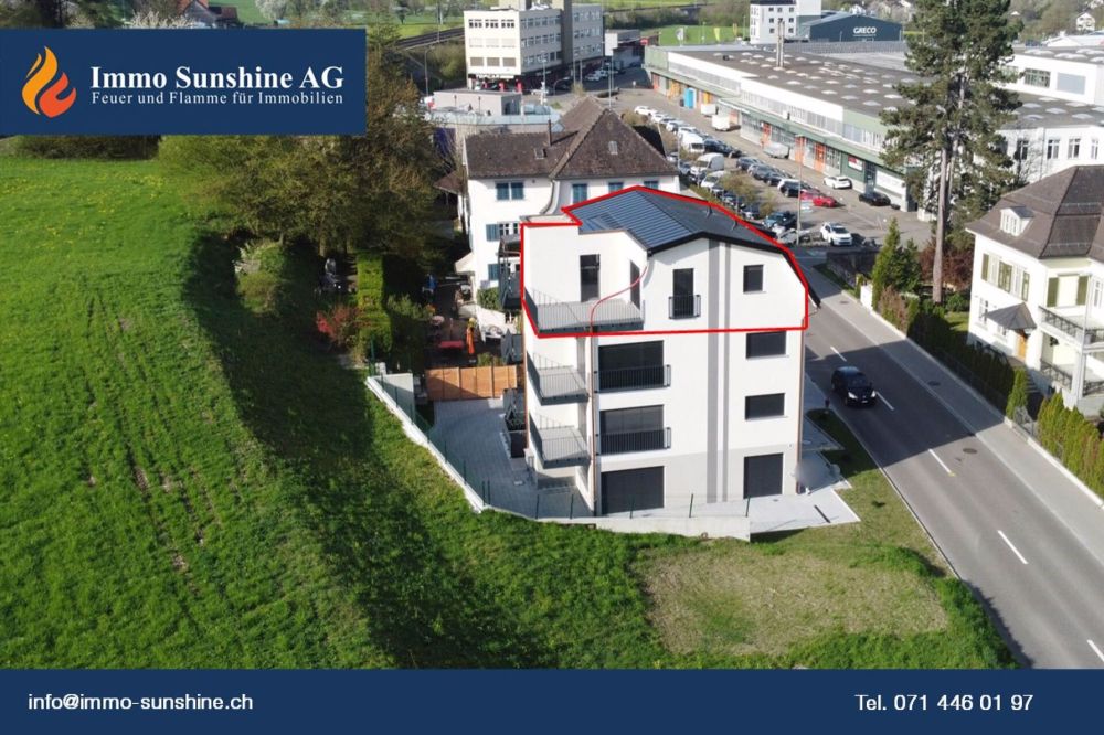 Stilvolle 3.5-Zimmer-Wohnung mit Balkon und grünem Ausblick - Bild 1