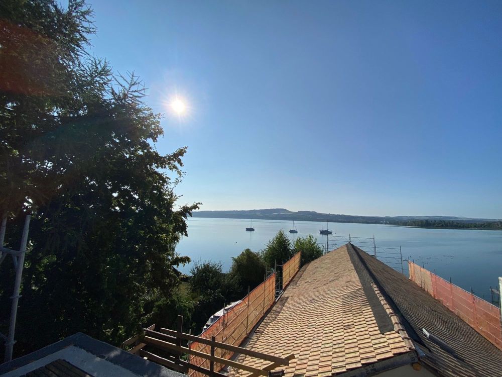 Prächtige 3.5-Zimmer-Neuwohnung mit großem Balkon-Terrasse und atemberaubendem Blick auf den See - Bild 3