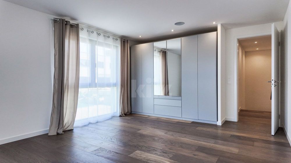 Prächtige moderne Villa von 250m2 mit sorgfältiger Ausführung - Bild 10