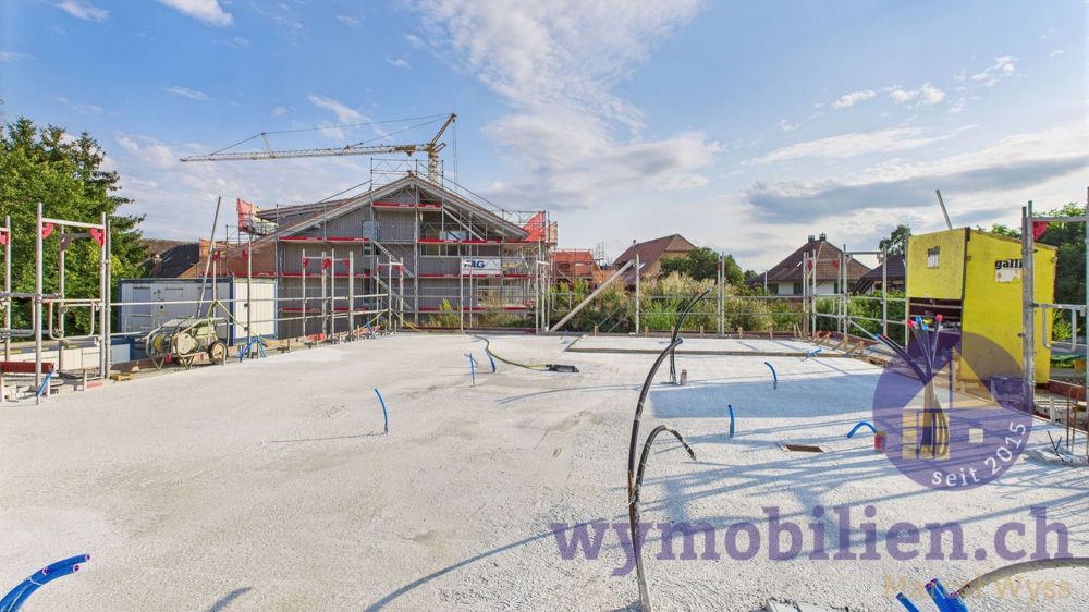 Wohntraum mit 4.5 Zimmer im 1. OG (Whg 522-3) - Einzug ab Sommer 2026 - Auf dieser grossen Fläche entsteht die Wohnung (Foto 5.8, 18.15 Uhr)