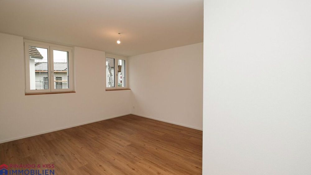 NEUBAU - hell - modern - zentral gelegen - Bild 5