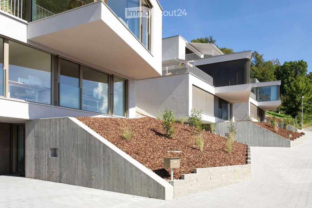 Modernes EFH an bevorzugter Lage mit Alpenblick & Stadtblick - Bild 2