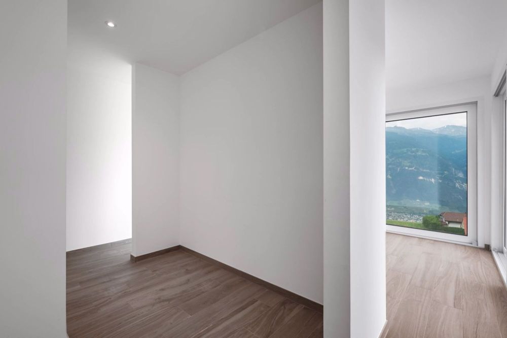 Brandneues zeitgenössisches Villenhaus in Crans-Montana - Bild 13