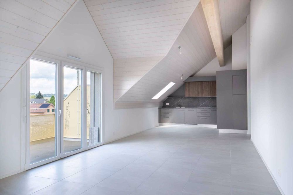 Sehr schönes Attikapartment mit 4.5 Zimmern, Balkon und Blick auf die Dents du Midi - Bild 1