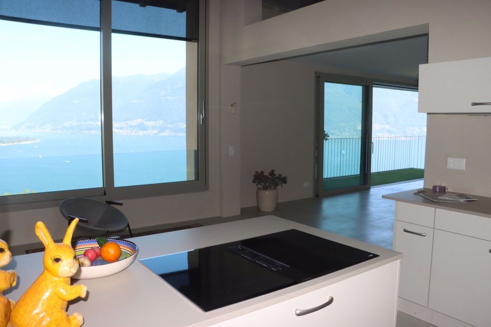 Prestigiosa Villetta con vista spettacolare, Attraktive Villetta, zus. Wohnung, Garagen - Bild 5