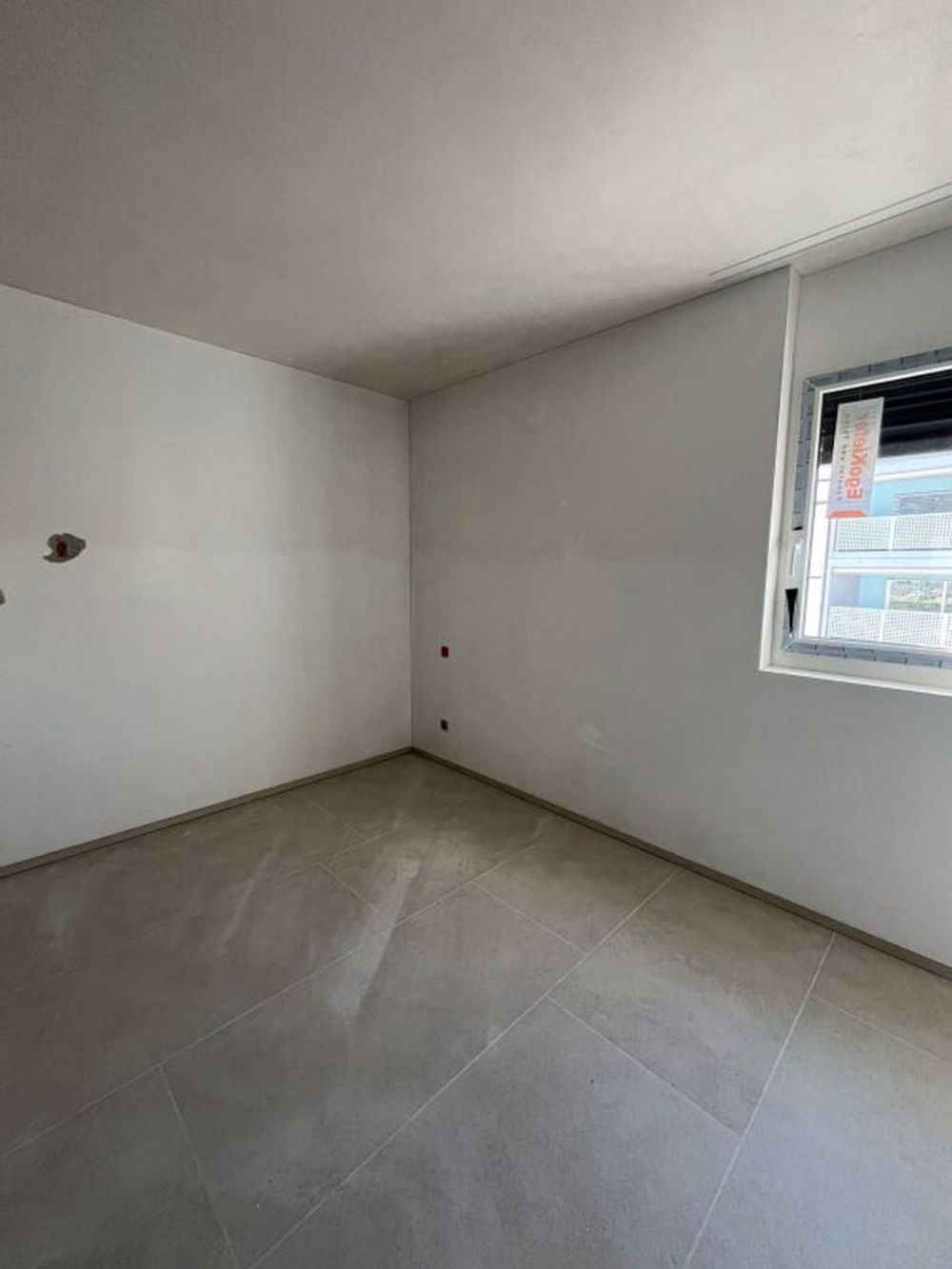 NEUE 4.5-ZIMMER-WOHNUNG - GIUBIASCO - Bild 4