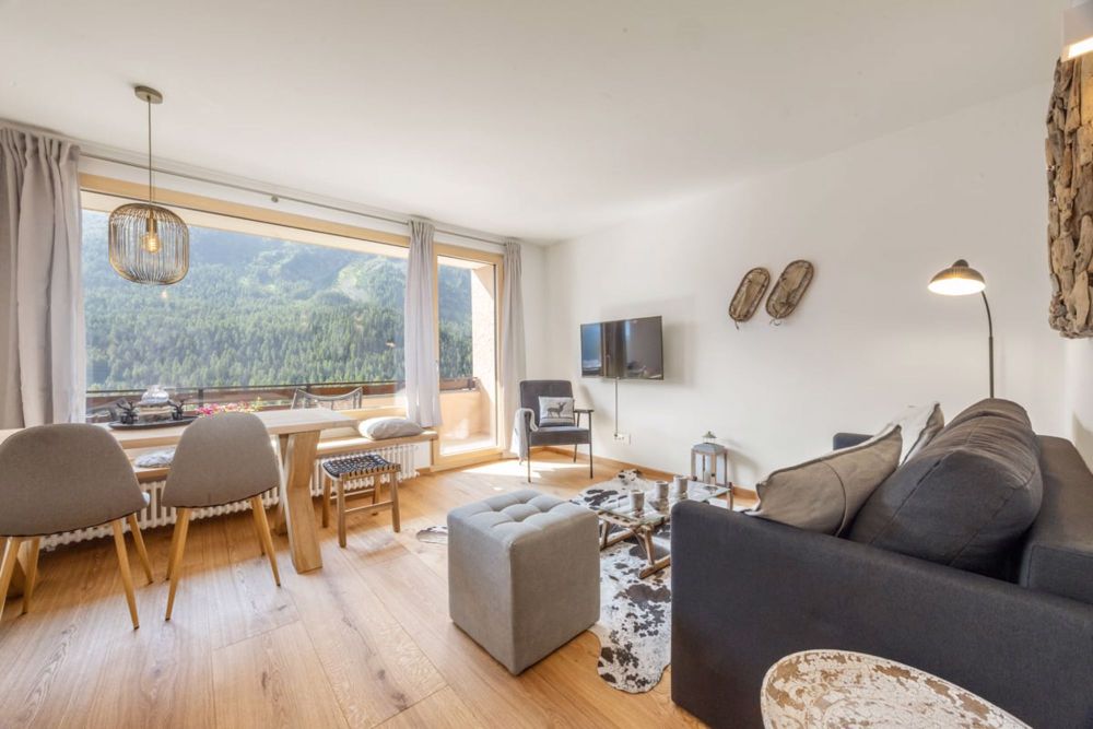 Luxuriöse 2-Zimmer-Wohnung mit traumhafter Seesicht - Bild 1