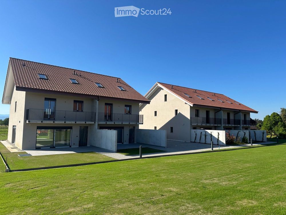 Die Villen von Planches - Prächtige Villa mit Garten - - Bild 1