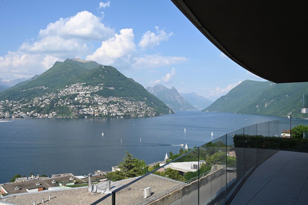 Moderno Appartamento di Lusso con Vista Mozzafiato a Paradiso - Bild 4