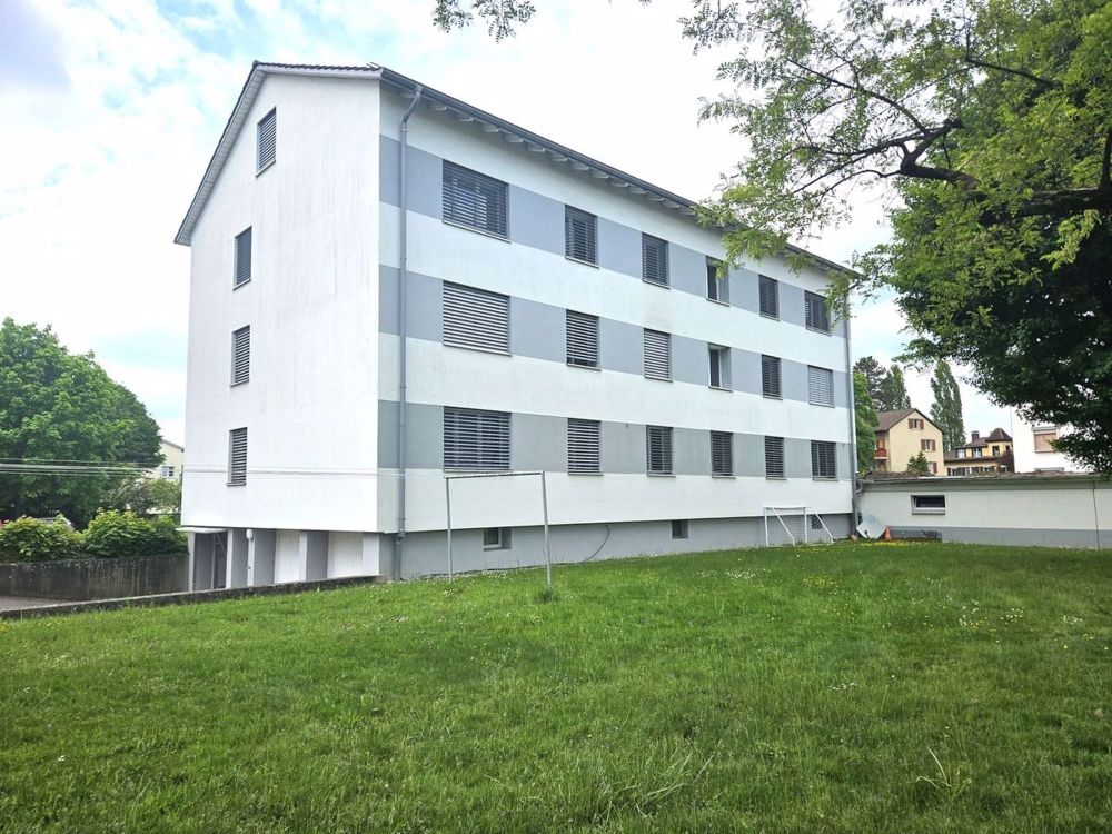 FRISCH RENOVIERT AN ZENTRALER LAGE - Bild 2