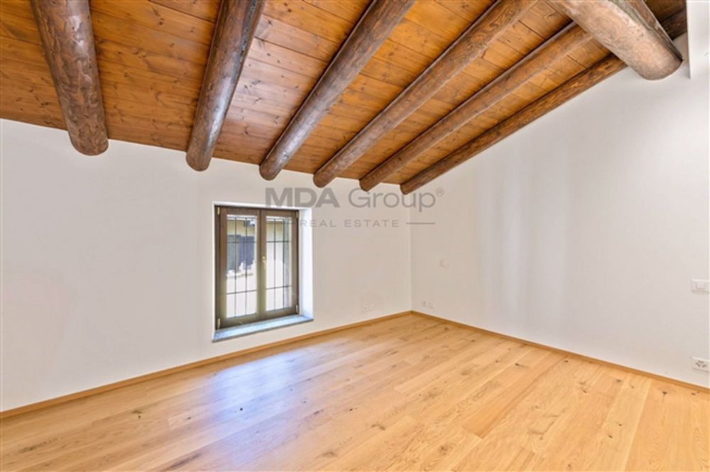 5 Room attic apartment - Bild 1