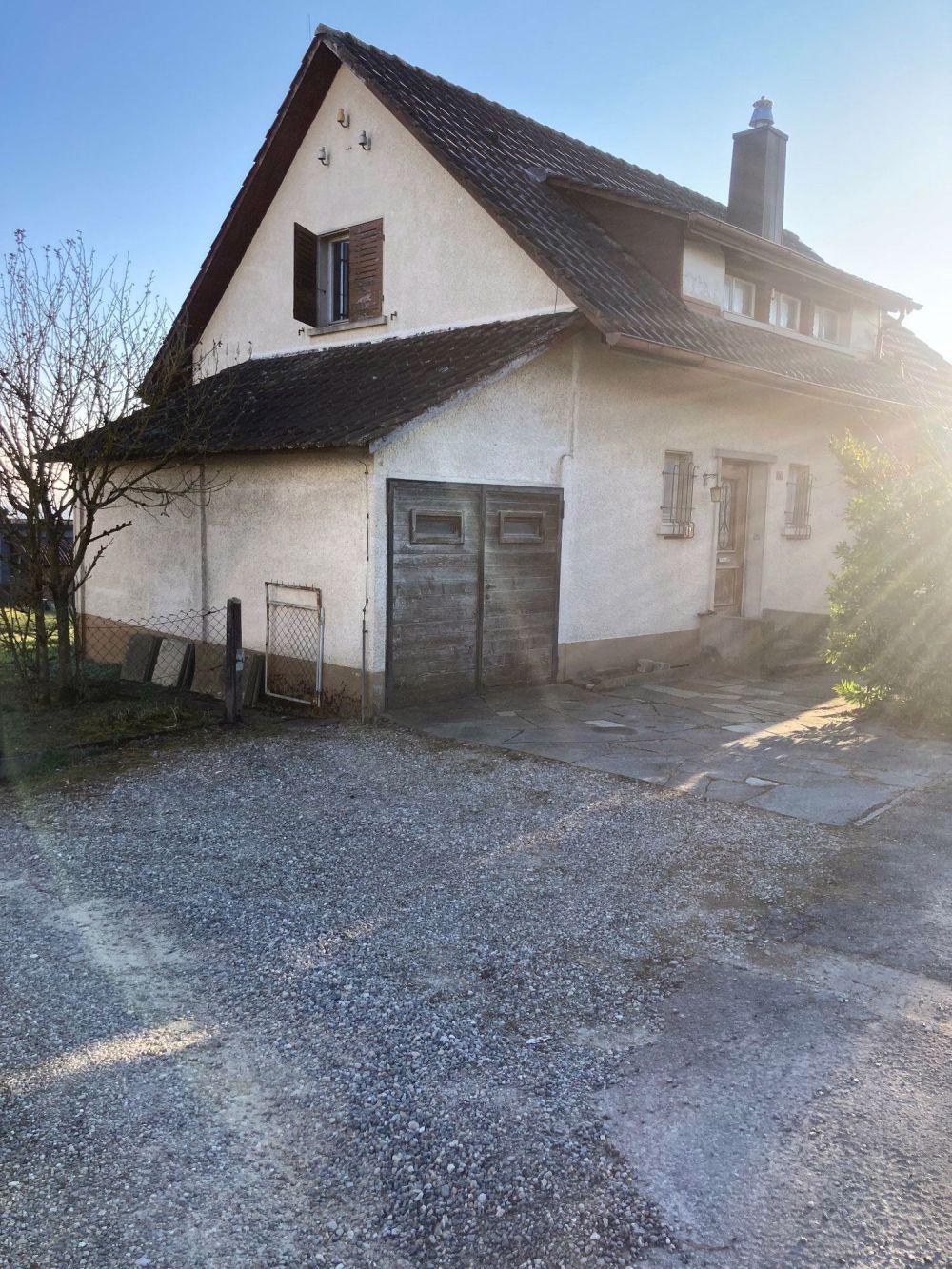 Haus zum Renovieren oder Neubau an Traumlage - Bild 2