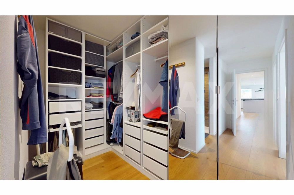 Seltenes, schönes Dachgeschoß in einem kleinen Gebäude mit 3 Wohnungen / Exklusivität RE/MAX - Bild 5