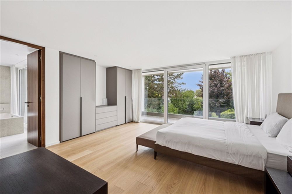 Zeitgenössische Villa im Herzen von Vésenaz - Bild 8