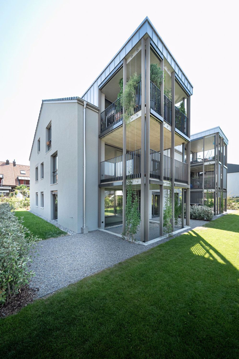 Schöne 4.5-Zimmer Gartenwohnung mit Sitzplatz und viel Abendsonne - Bild 3