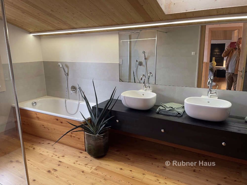 Neues Einfamilienhaus mit grosszügiger Einliegerwohnung - Bild 5