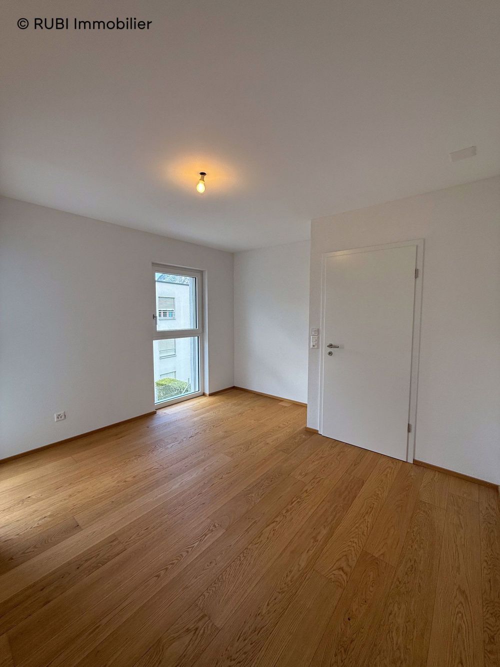 Schönes neues 4.5-Zimmer-Apartment mit großer Terrasse - Bild 7