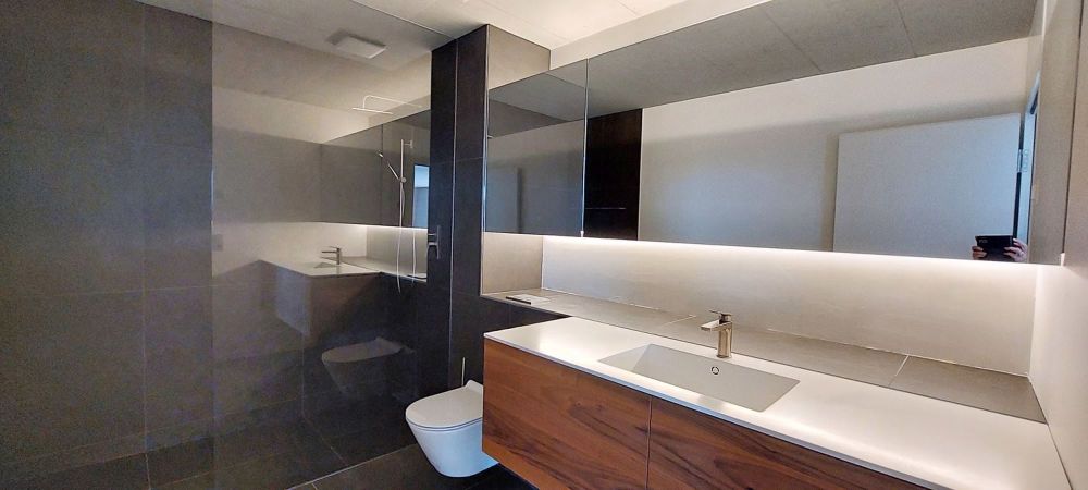2.5-Zimmerwohnung im Eigentumsstandard nahe der Aare - Dusche