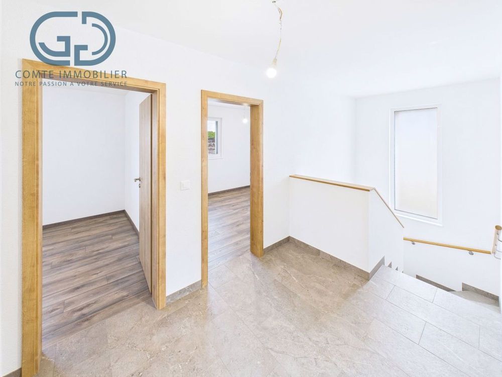 Maison individuelle neuve à Vendlincourt - Luminosité et efficacité énergétique - Bild 13