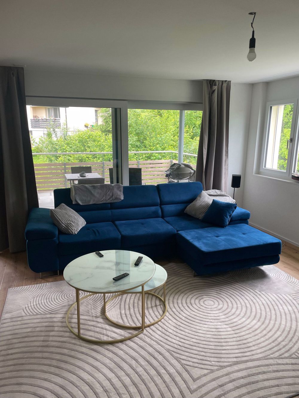 Grosse, helle 3.5-Zimmer-Wohnung an beliebter, naturnaher Lage mit 2 Balkone - Bild 4