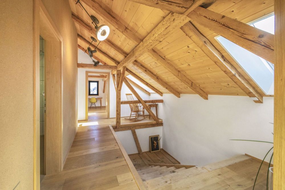 5.5 Zi-Einfamilienhaus - ein einmaliges Bijou an idyllischer Lage in Top-Zustand - Bild 4