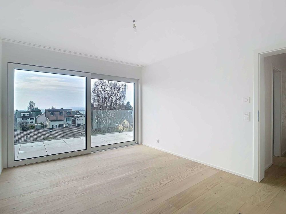 LETZTES WOHNUNGSPAKET: Neues MINERGIE-Attikapartment mit Panoramablick - Bild 8