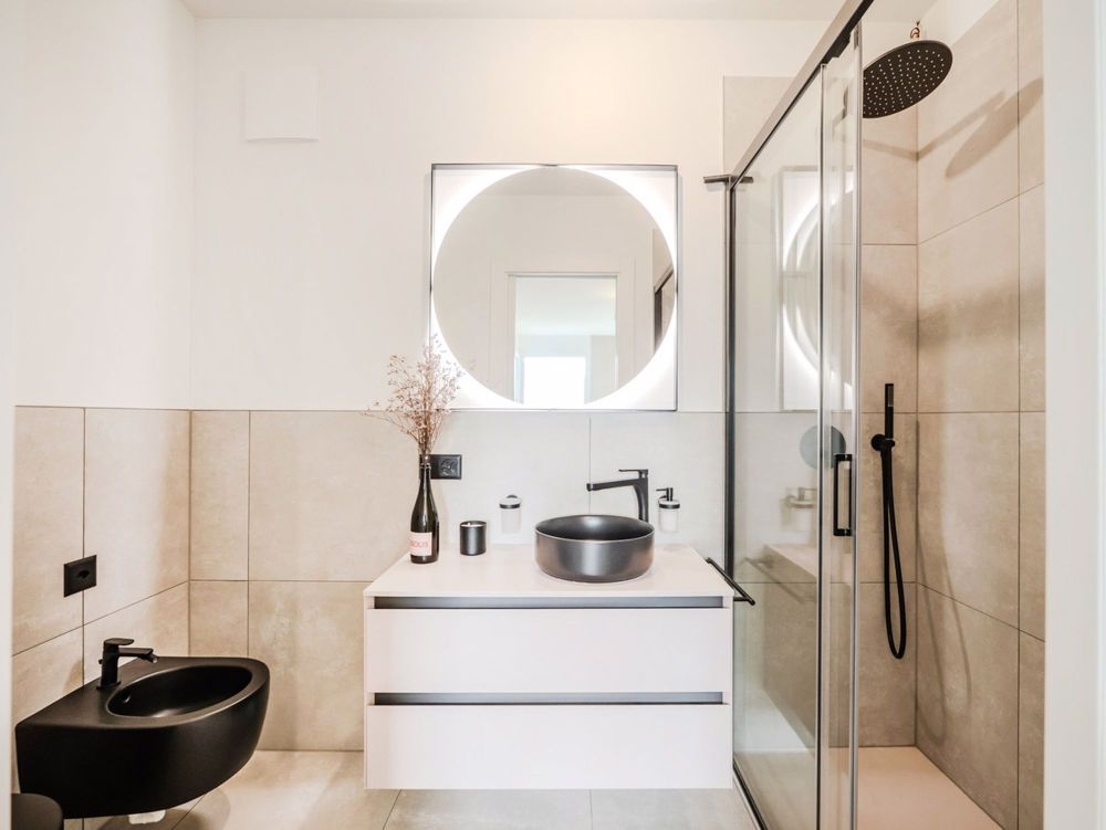 Moderne letzte Etage 3,5 von hohem Standard mit Panoramaterrasse. - Bild 10