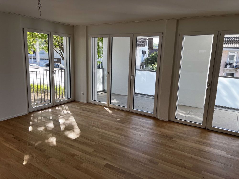 Zentral gelegene 2½ Zimmerwohnungen mit Einkaufsmöglichkeiten - Bild 6