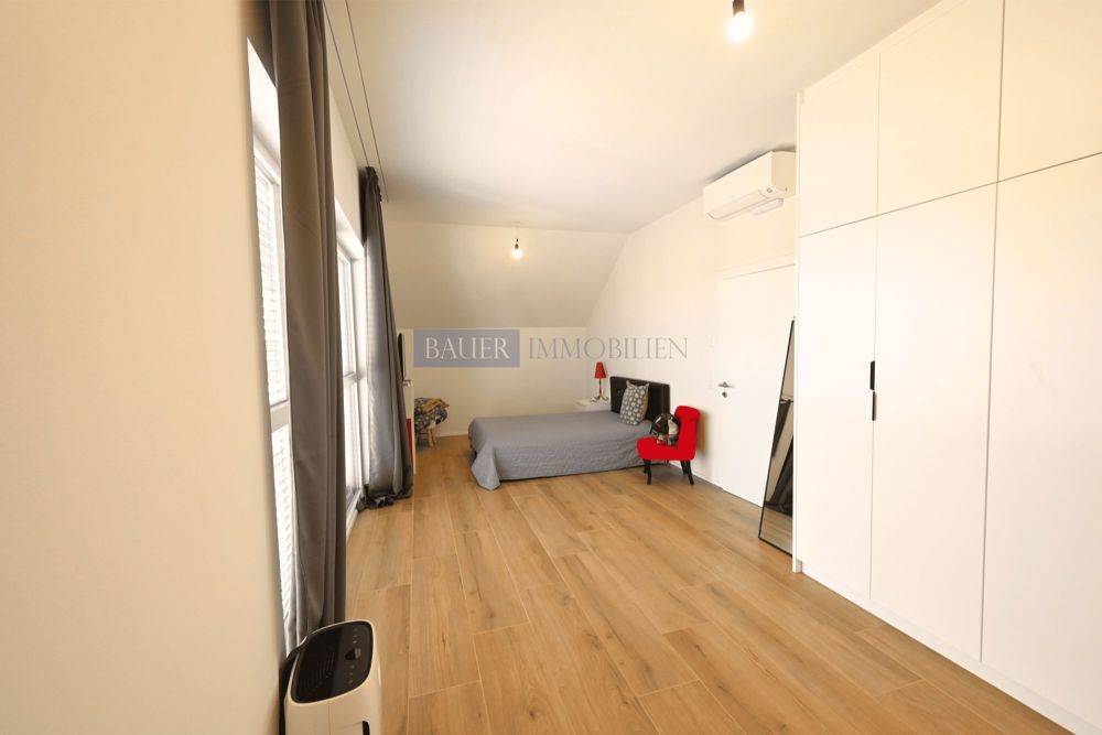 *Neubau 5.5-Zimmer-Doppeleinfamilienhaus* - Bild 4