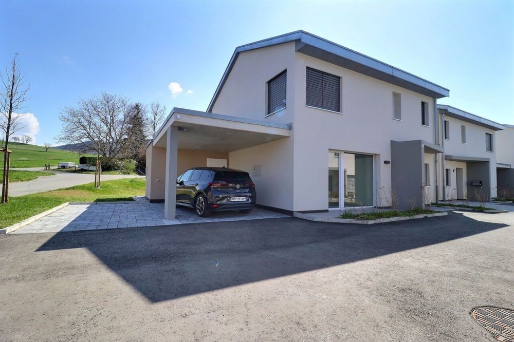Villen neu 4,5 Zimmer, sofort verfügbar - Couvert à voiture et accès chaufferie