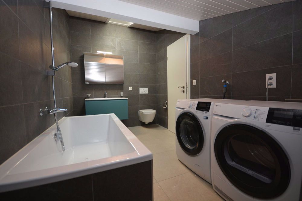 Angrenzendes Haus mit herrlicher Aussicht - Bild 8