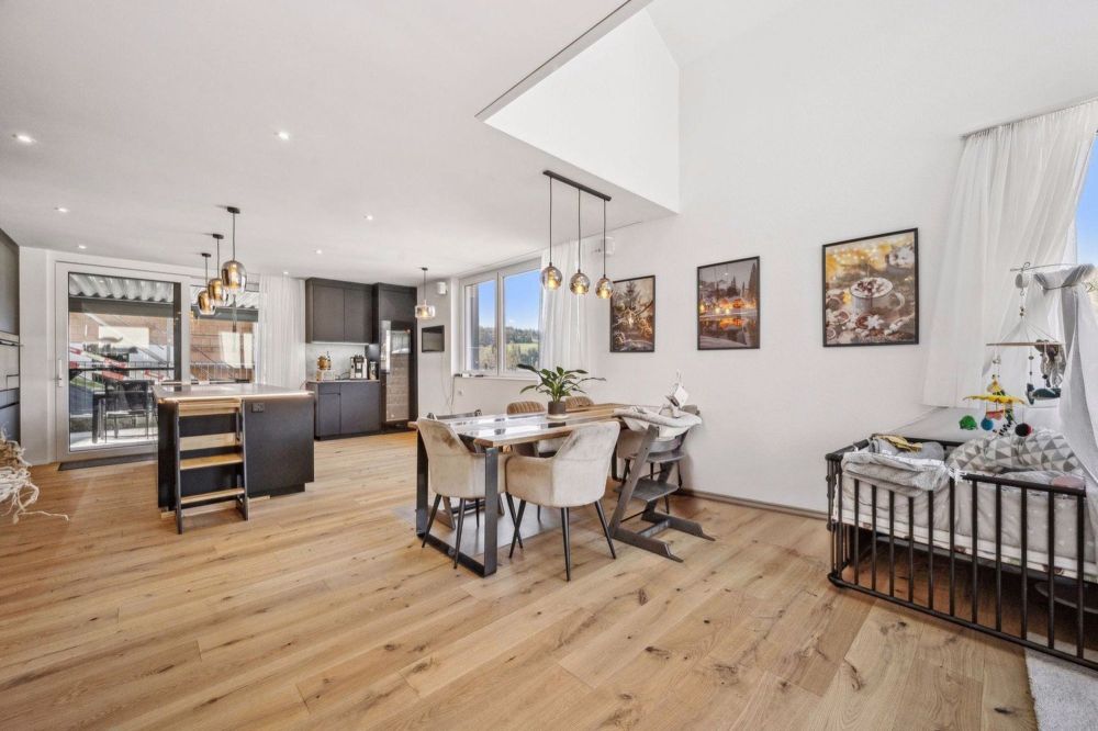 Ihr Rückzugsort mit Stil und Weitblick – Designhaus mit 6.5 Zimmern - Bild 3