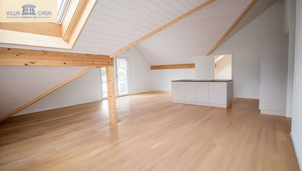4½-Zimmer-Dachwohnung mit Seesicht in Spiez – ideal für Home-Office! - Bild 2